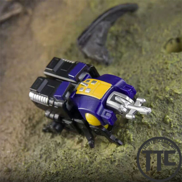 Dr.Wu E47 Smoke Dust  & E48 Beetle Horn | Smokescreen & Bombshell Set of 2