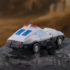 Dr.Wu E43 Patrolman & DW-E44 Grasshopper | Prowl & Kickback Set of 2