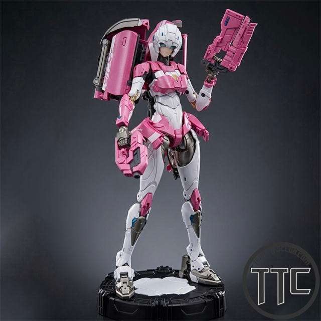 【COMING SOON】Lucky Cat CG-01 Cyber Goodess Venus | Arcee