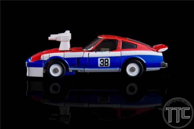 【PRE-ORDER】Apollo Toys AT03 Smog Screen | Smokescreen