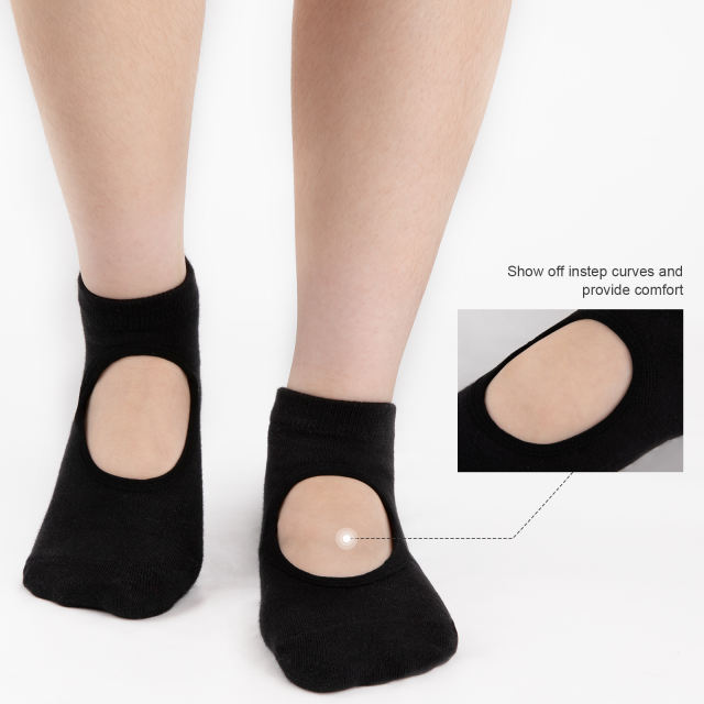 COOPLUS Womens Non Slip Athletic Socks With Grips Barefoot Workout Pilates Ballet Socks For Women 4 Pairs