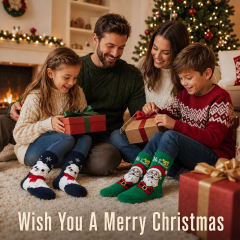 COOPLUS Kids Christmas Socks 5 Pairs Boys Girls Fuzzy Soft Cartoon Holiday Gift Set Gift Bag Greeting Card