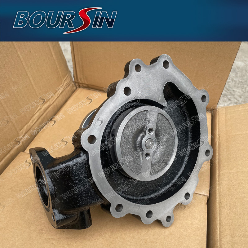 ENGINE WATER PUMP FOR NISSAN UD 21010Z502B 21010-Z502B