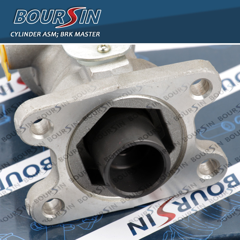 Brake Master Cylinder for ISUZU NPR66 NKR66 NPR NQR NKR 4HF1 4.3L 8971296920 8972243720
