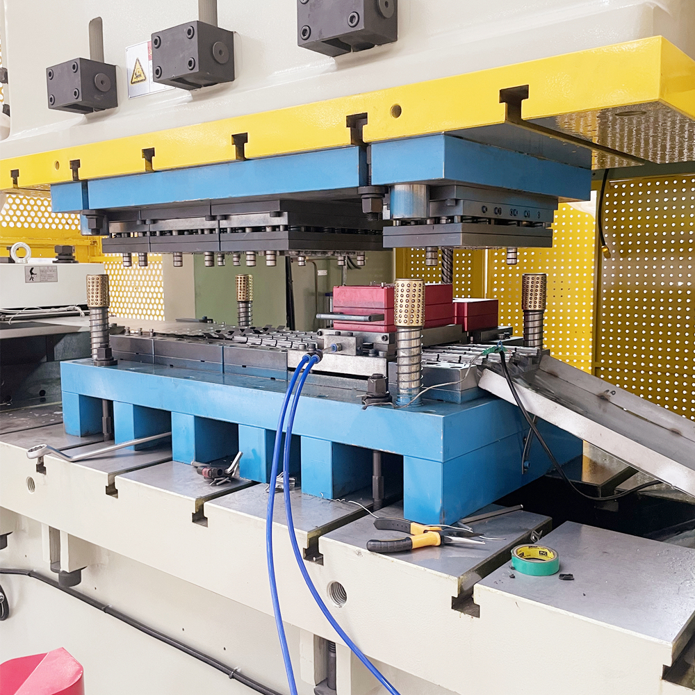 Cabinet Hinge Cold Automatic Stamping Mold