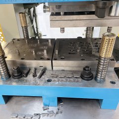 Hardware Hinge Part Forming Die Door Hinge Automatic Stamping Mold