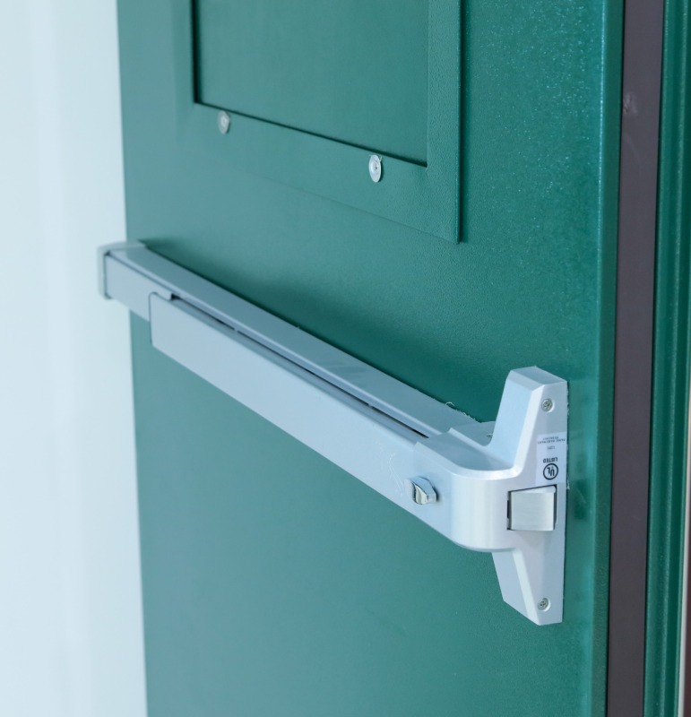 Single&Double fire rated steel door with panic bar and trim UL listed 120 Minutes fireproof door