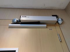 Automatic Swing door with vision panel and S.S kickplate for hospital