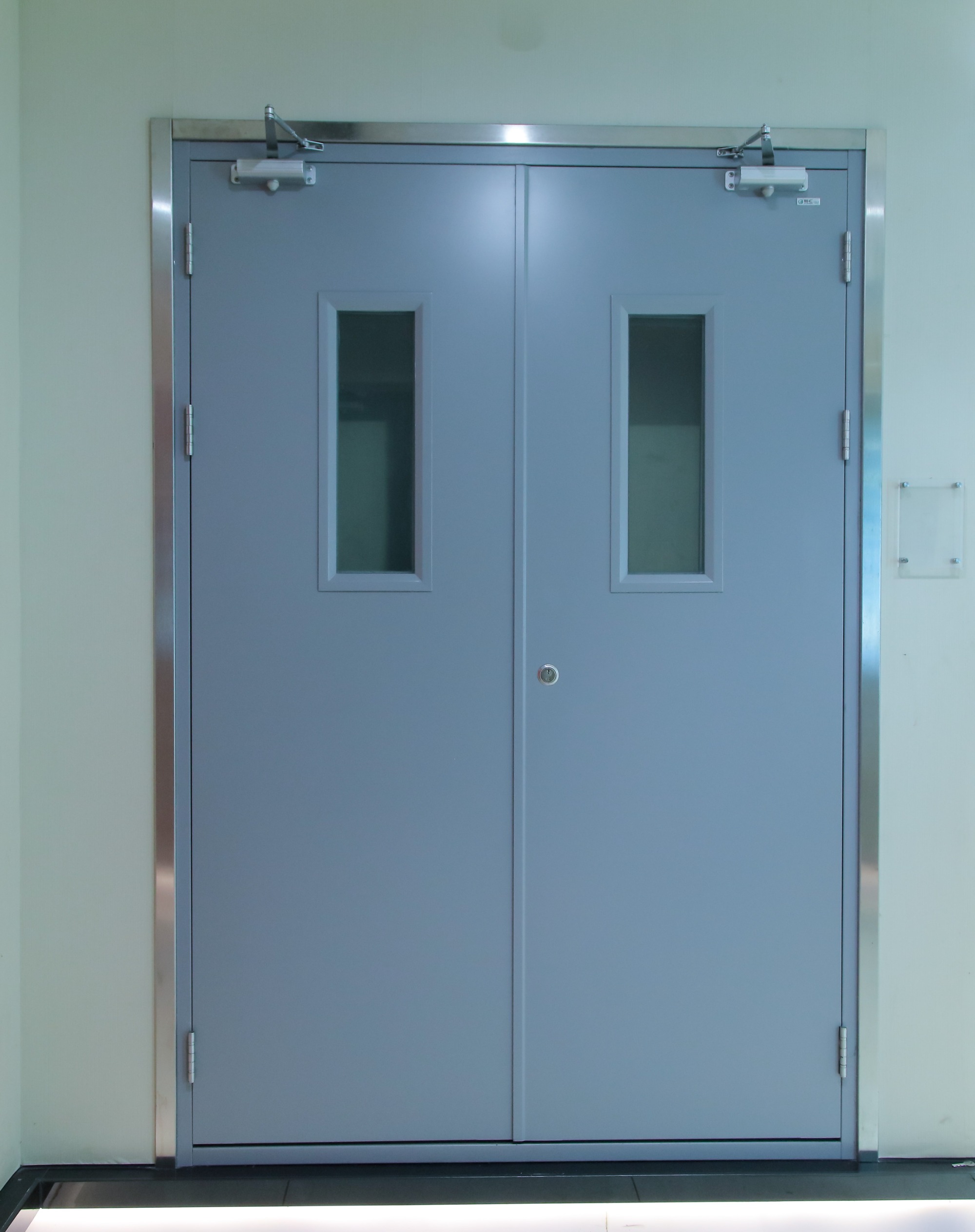 Fire rated exit door steel double fireproof door with panci bar & trim