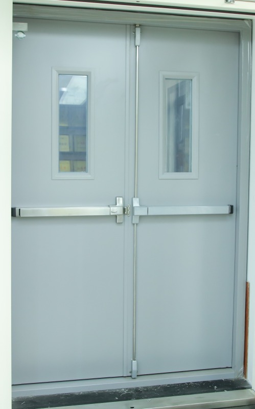 Fire rated exit door steel double fireproof door with panci bar & trim