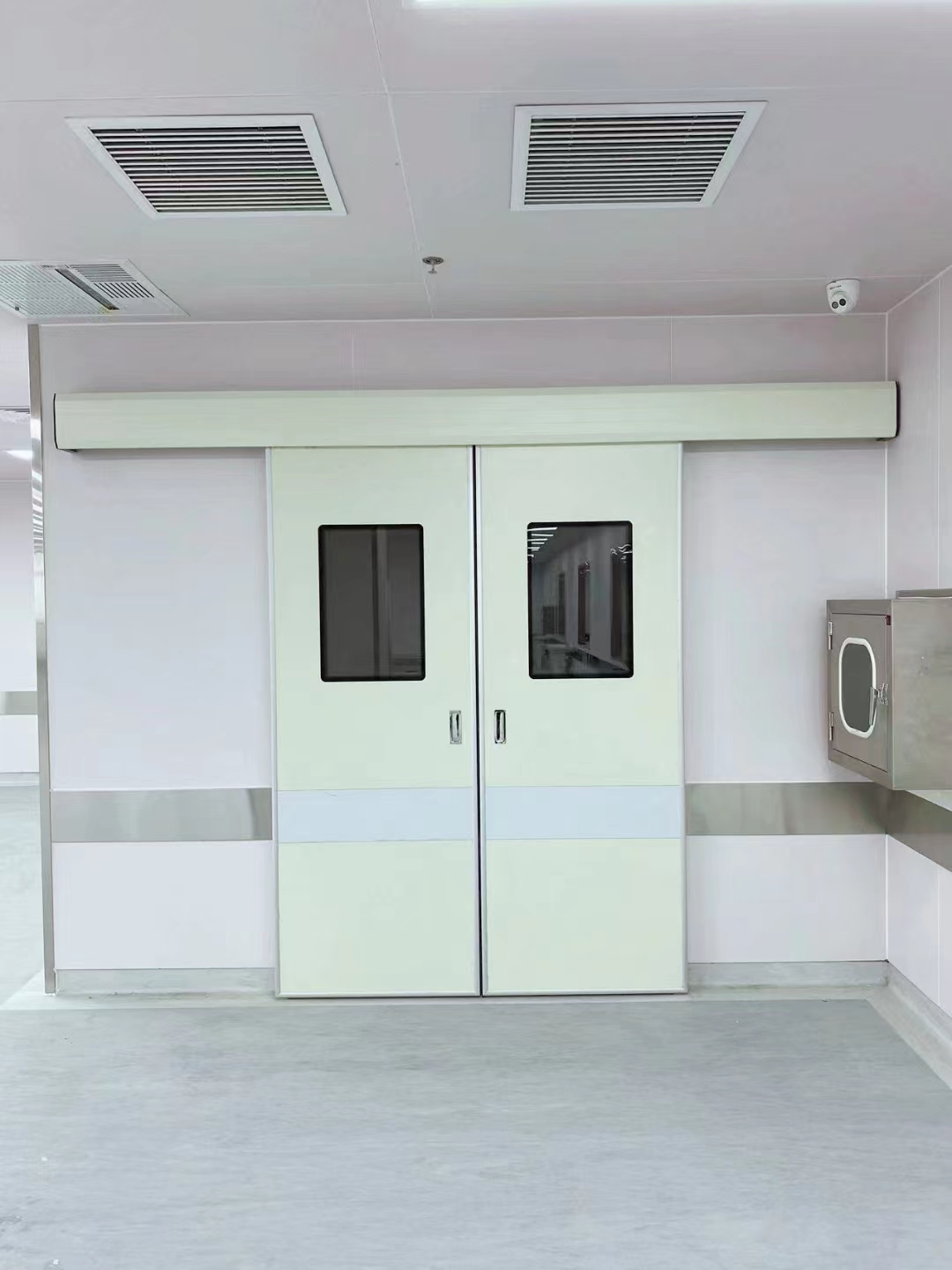 Hermetic sliding automatic door operator designed for sealing automatic doors