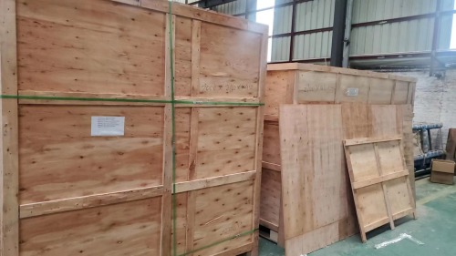 [Siera Leone]IDoor's building materials help SieraLeone customer and her family successfully build a beautiful new home in Africa.