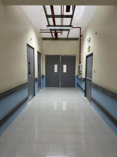 Swing both inward&amp;outward steel door with floor hinge