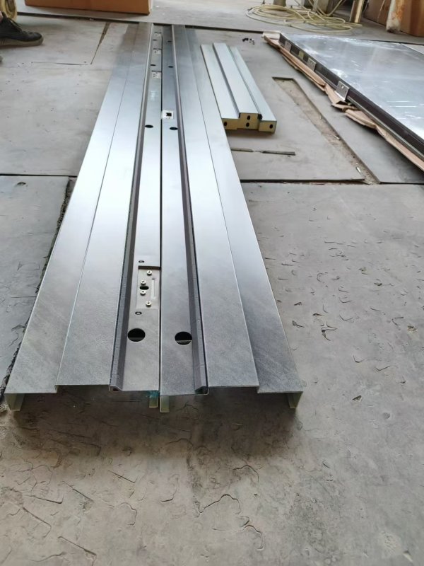 Rock look surface UL fire rated steel doors with KD frame and mirror S.S plate & kick plate