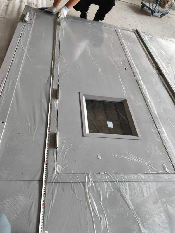 Oversized Steel Heat-Insulating Double Leaf Steel Door with Inserted Pedestrian Door