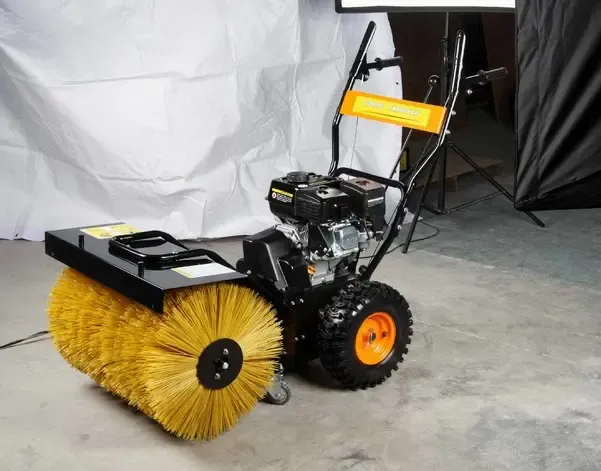 UNI - Artificial Turf Brushing Machine