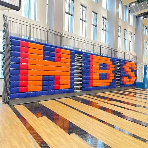 UNI - Retractable Seating