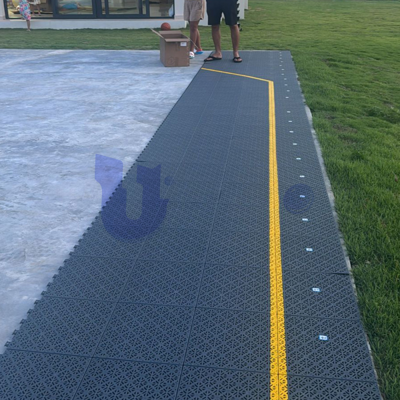 UNI - Basketball Court Tiles in Dominican Republic