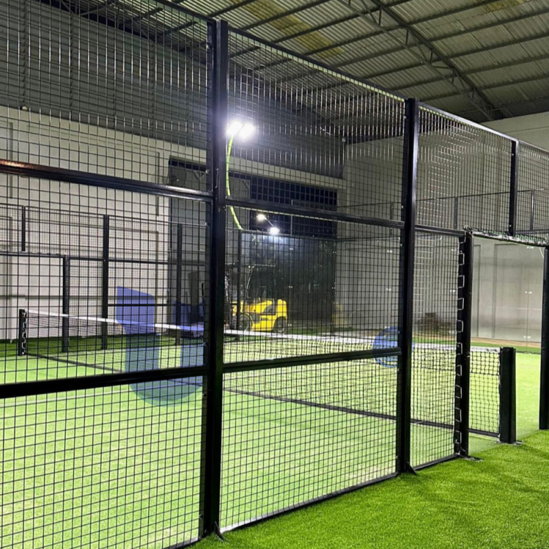 UNI - Indoor Padel Courts in Venezuela