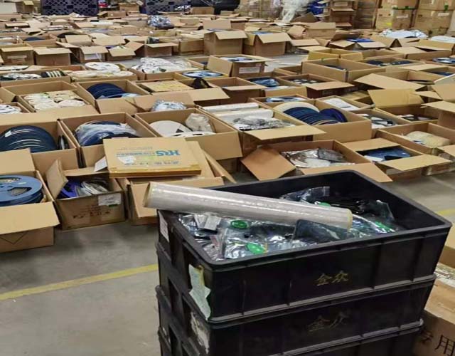 COMPANY'S YOGA COURSE