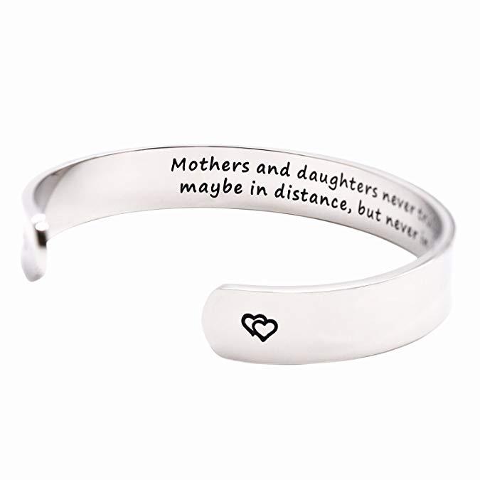 Mothers and Daughters Never Truely Part Maybe In Distance But  In Heart Bracelet