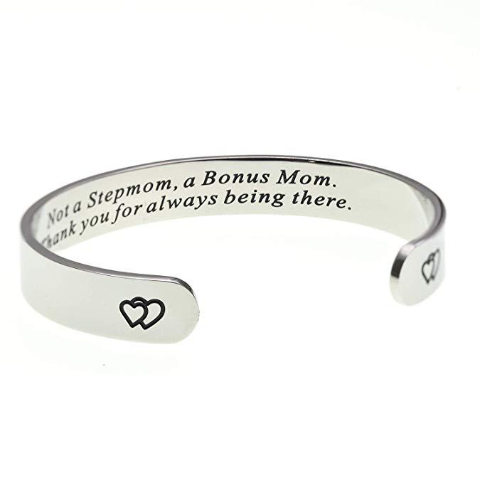LParkin Not a Stepmom a Bonus Mom Stepmom Gift Jewelry Bracelet for Stepmon Birthday Gifts
