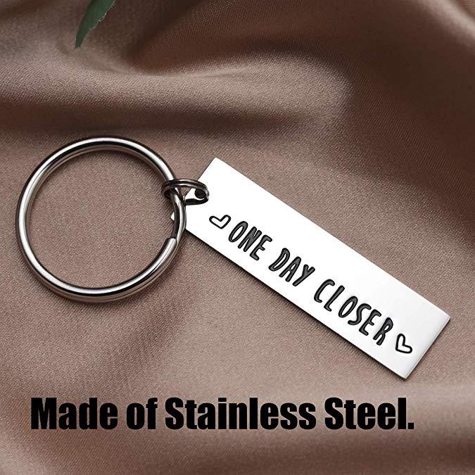 LParkin One Day Closer Keychain Valentine's Gift Boyfriend Girlfriend Gift Long Distance Relationship Friends Bff Key Chain
