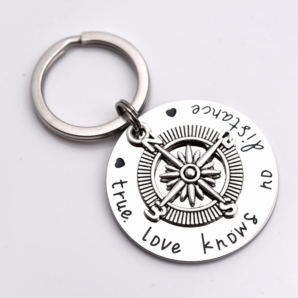 LParkin Going Away Gifts for Friends Best Friend Keychain Boyfriend Girlfriend Keychain Long Distance Relationship Gifts True Love Knows No Distance C