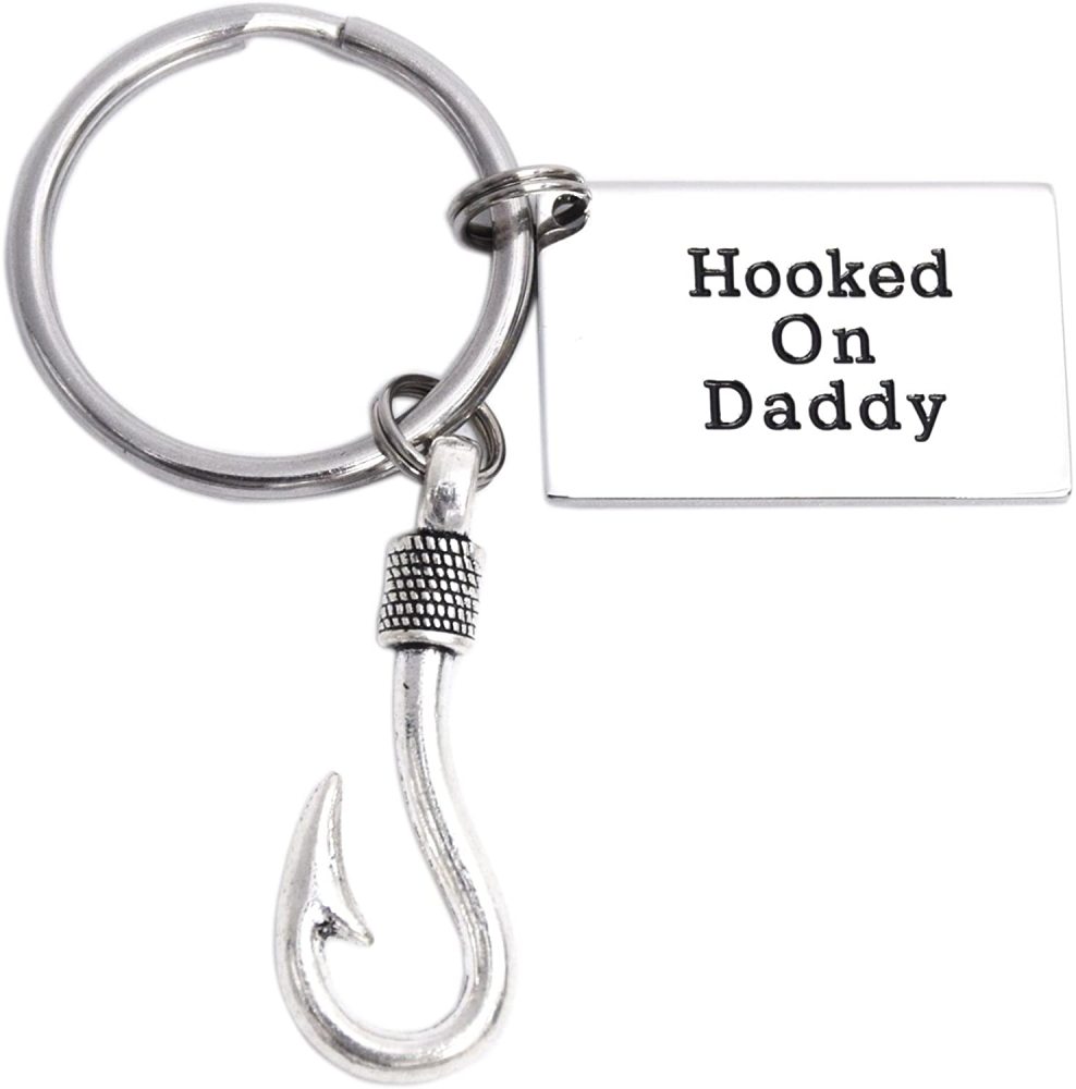 LParkin Dad Birthday Keychain for Daddy Step Dad Hooked On Daddy Keychain Stainless Steel Fish Keychain Dads Best Catch Gift for Dad