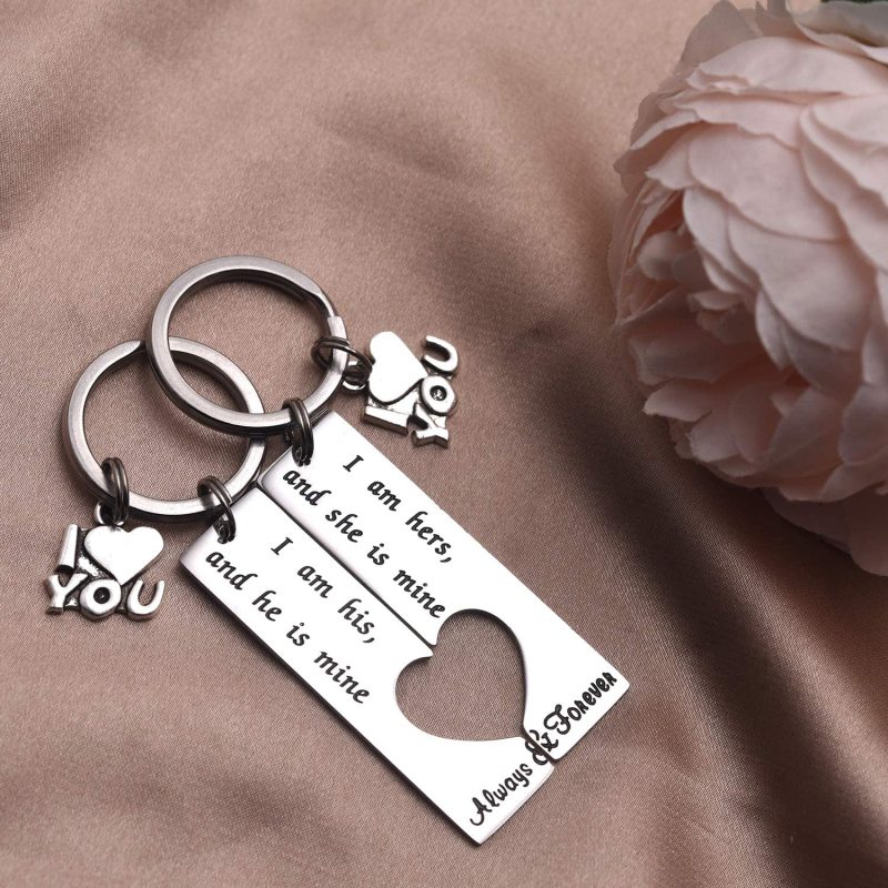 LParkin Boyfriend Girlfriend Gift Couple Keychain I Am His and He is Mine Set Keychain Valentine's Gift Wedding Gift