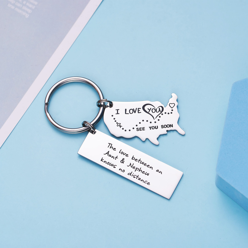 The Love Between a Grandma & Her Grandchildren Knows No Distance Keychain