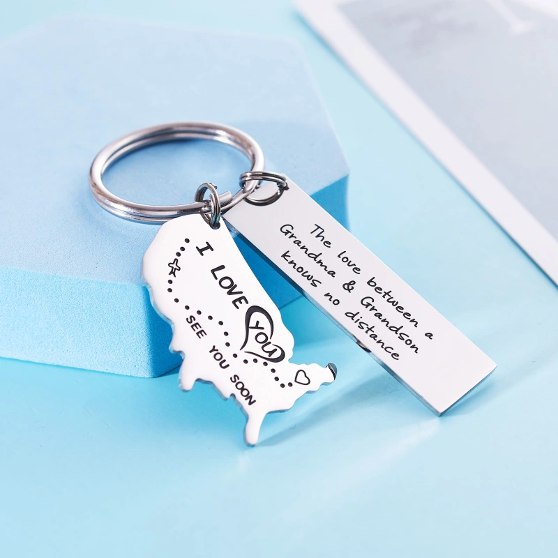 The Love Between a Grandma & Her Grandchildren Knows No Distance Keychain