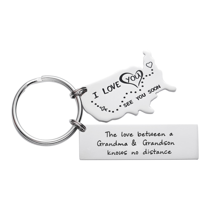 The Love Between a Grandma &amp; Her Grandchildren Knows No Distance Keychain