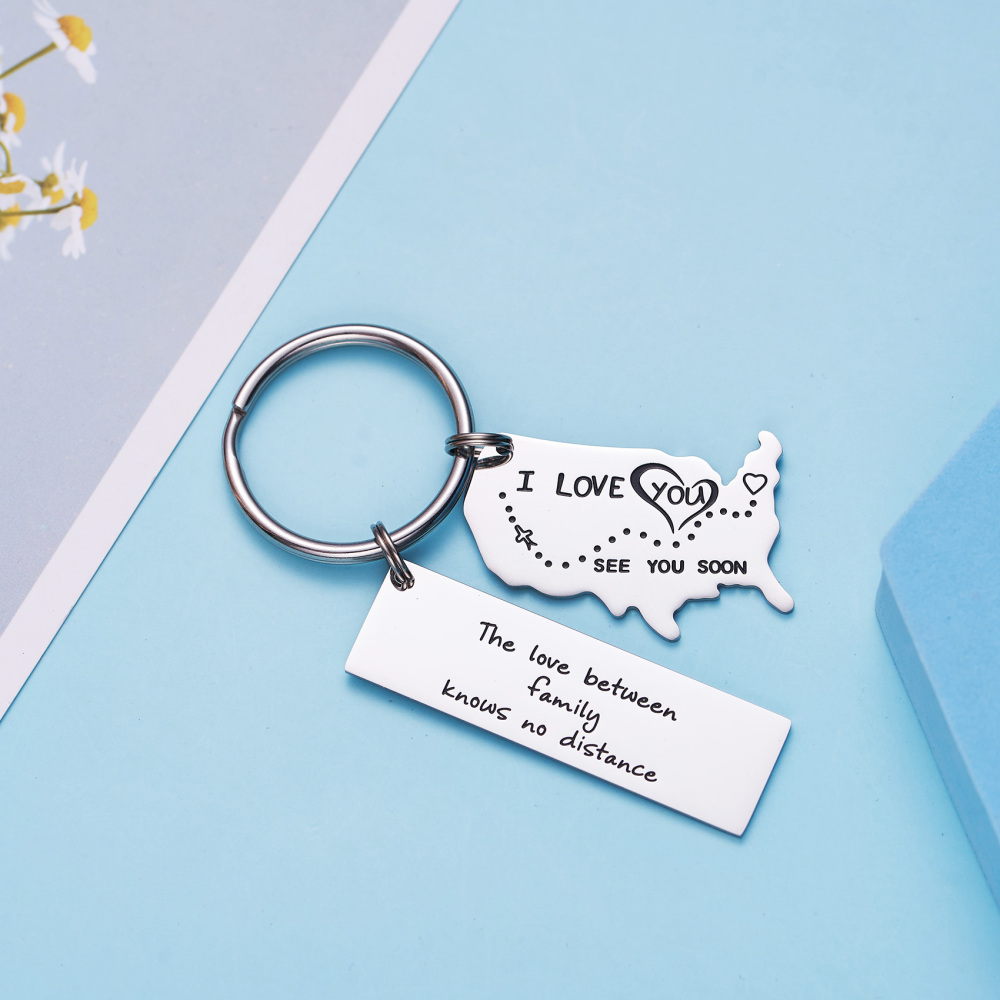 The Love Between a Grandma & Her Grandchildren Knows No Distance Keychain
