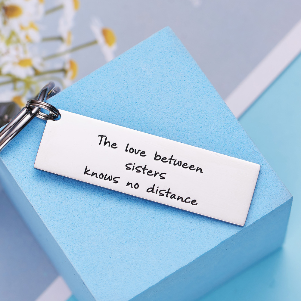 The Love Between a Grandma & Her Grandchildren Knows No Distance Keychain