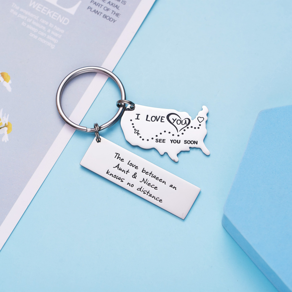 The Love Between a Grandma & Her Grandchildren Knows No Distance Keychain