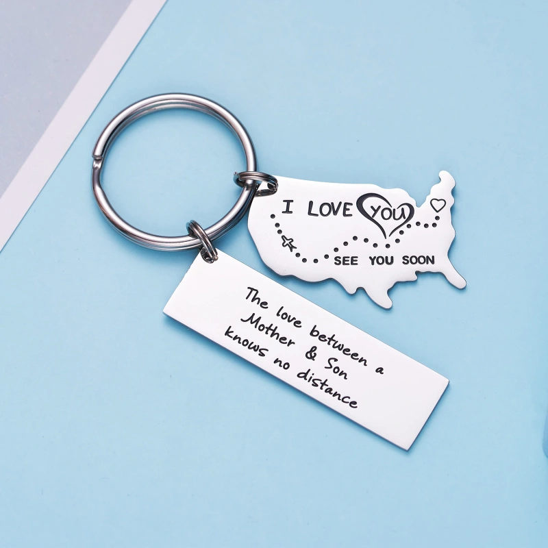 The Love Between a Grandma & Her Grandchildren Knows No Distance Keychain