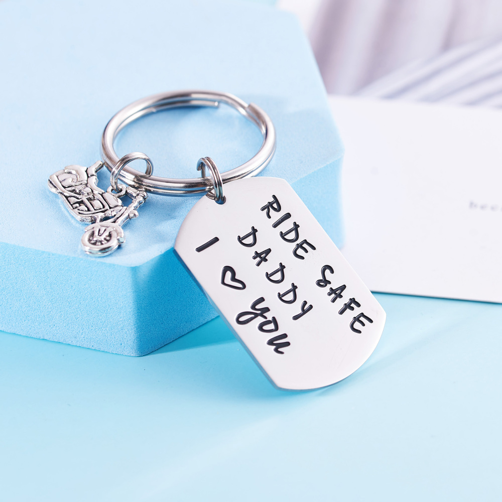 LParkin Ride Safe Daddy Keychain Motorcycle Gift Dad Keychain I Love You Daddy Keychains Gift from Kids Gift for Dad Motorcycles