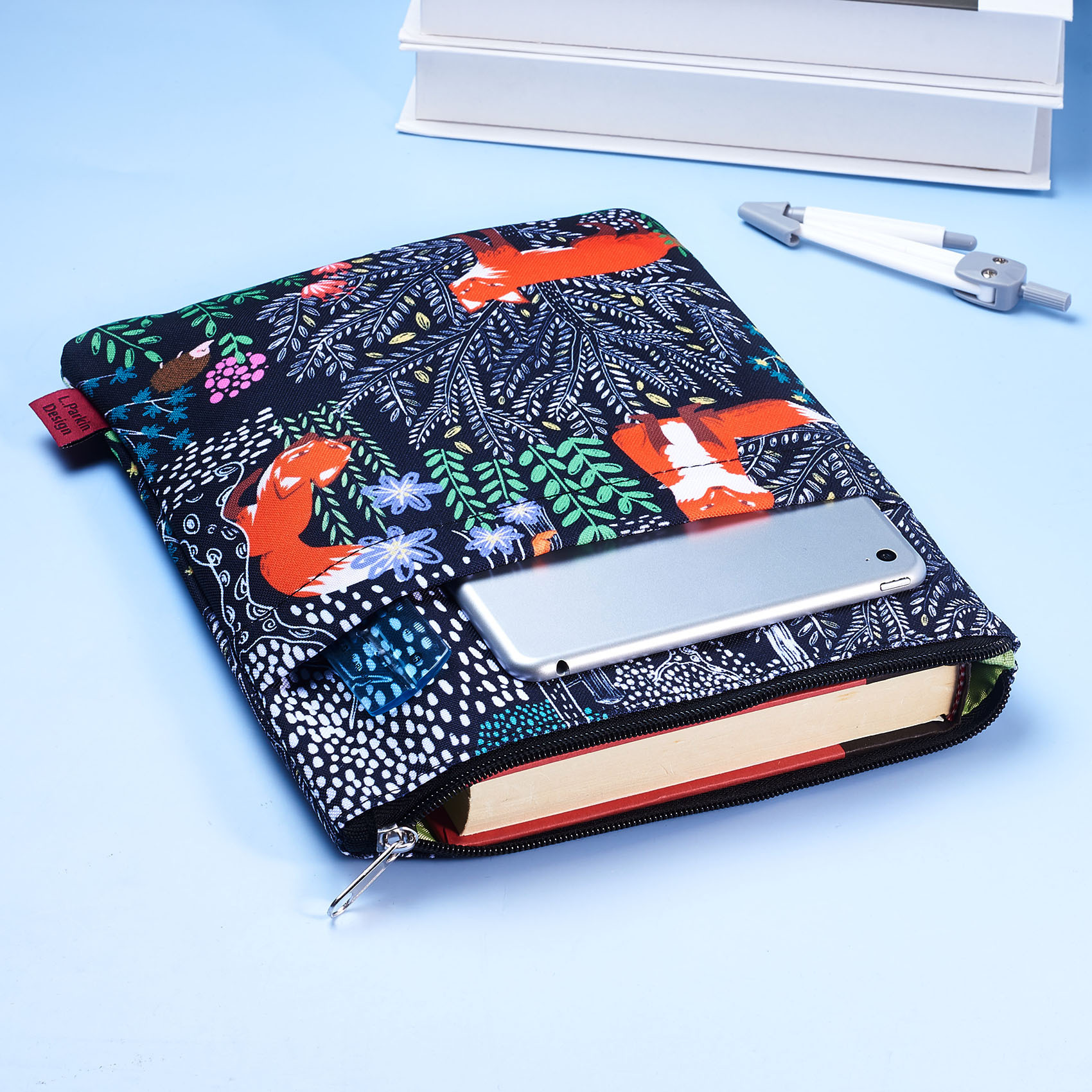 Fox Forest Book Sleeve ,Book Protector Book Covers for Paperbacks, Book Sleeves with Zipper , 11 X 8.5 Inch, Fox Gifts for Girls