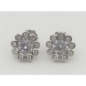 White CZ Flower Stud Earrings ( L27 )