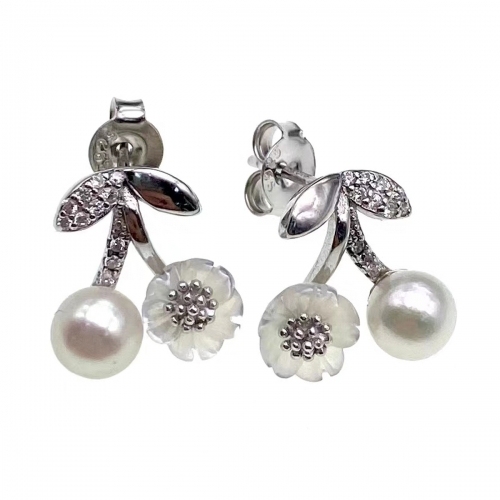 Pearl Earring - L42