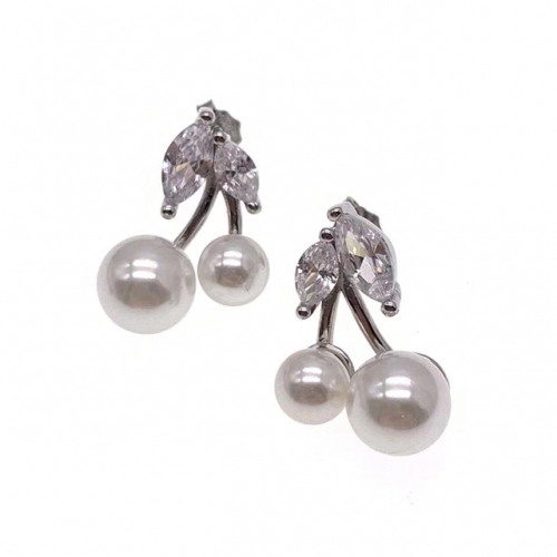 Pearl Earring - L17