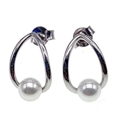 Pearl Earring - L17