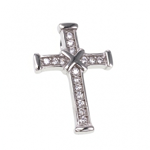 Cross pendant - L37