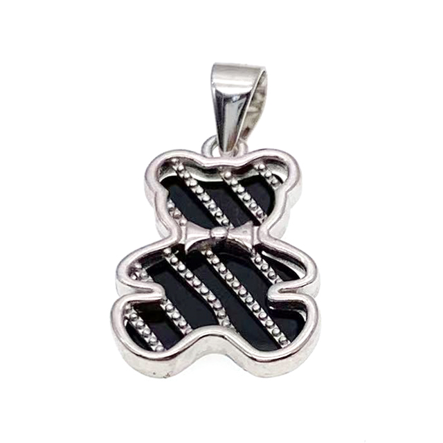 Bear design pendant  - L42