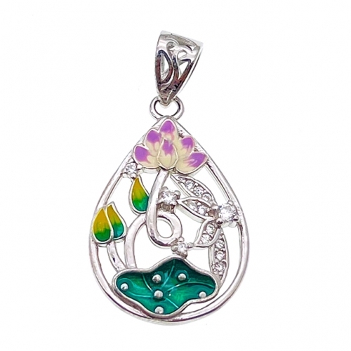 Enamel pendant with Flower design - L32