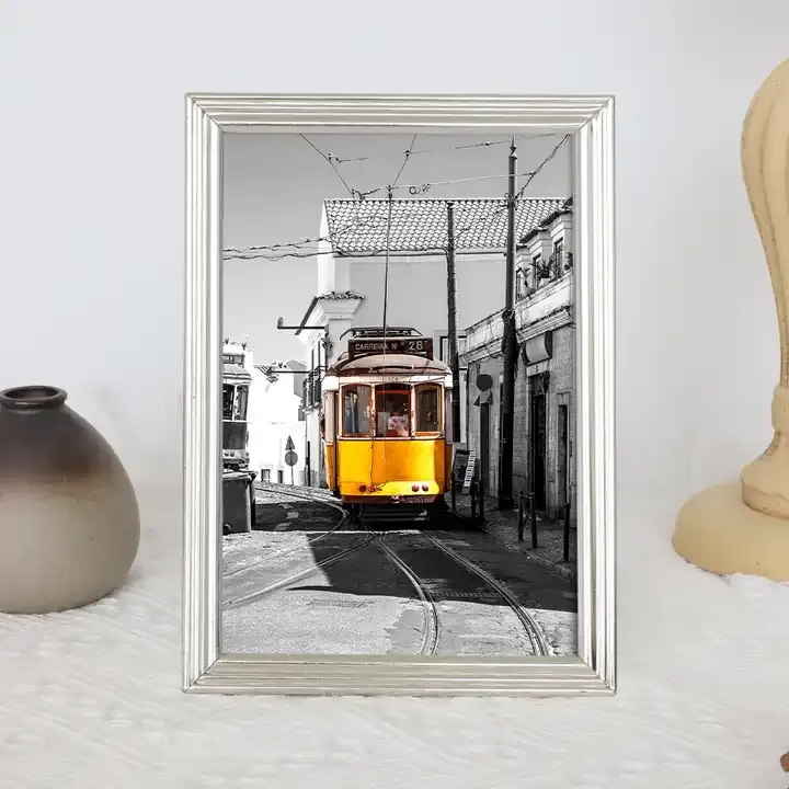 Wholesale Metal Photo Frame Modern Simple Silver Picture Frame