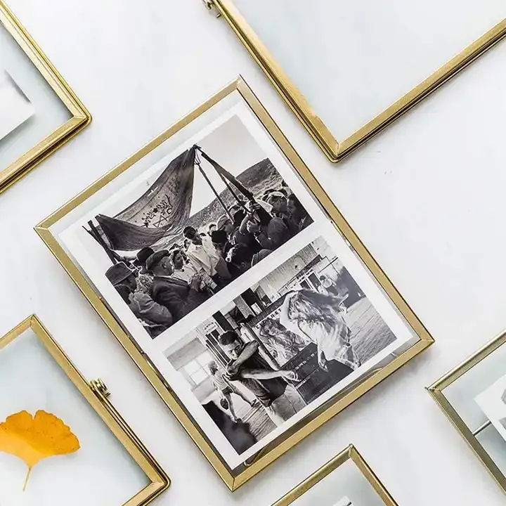Custom Metal Floating Picture Frame Double-Sided Glass Photo Frame