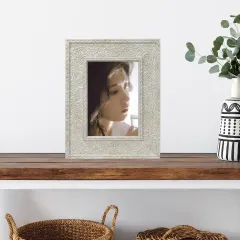 Customized Retro Picture Frame Embossed Plastic Photo Frame