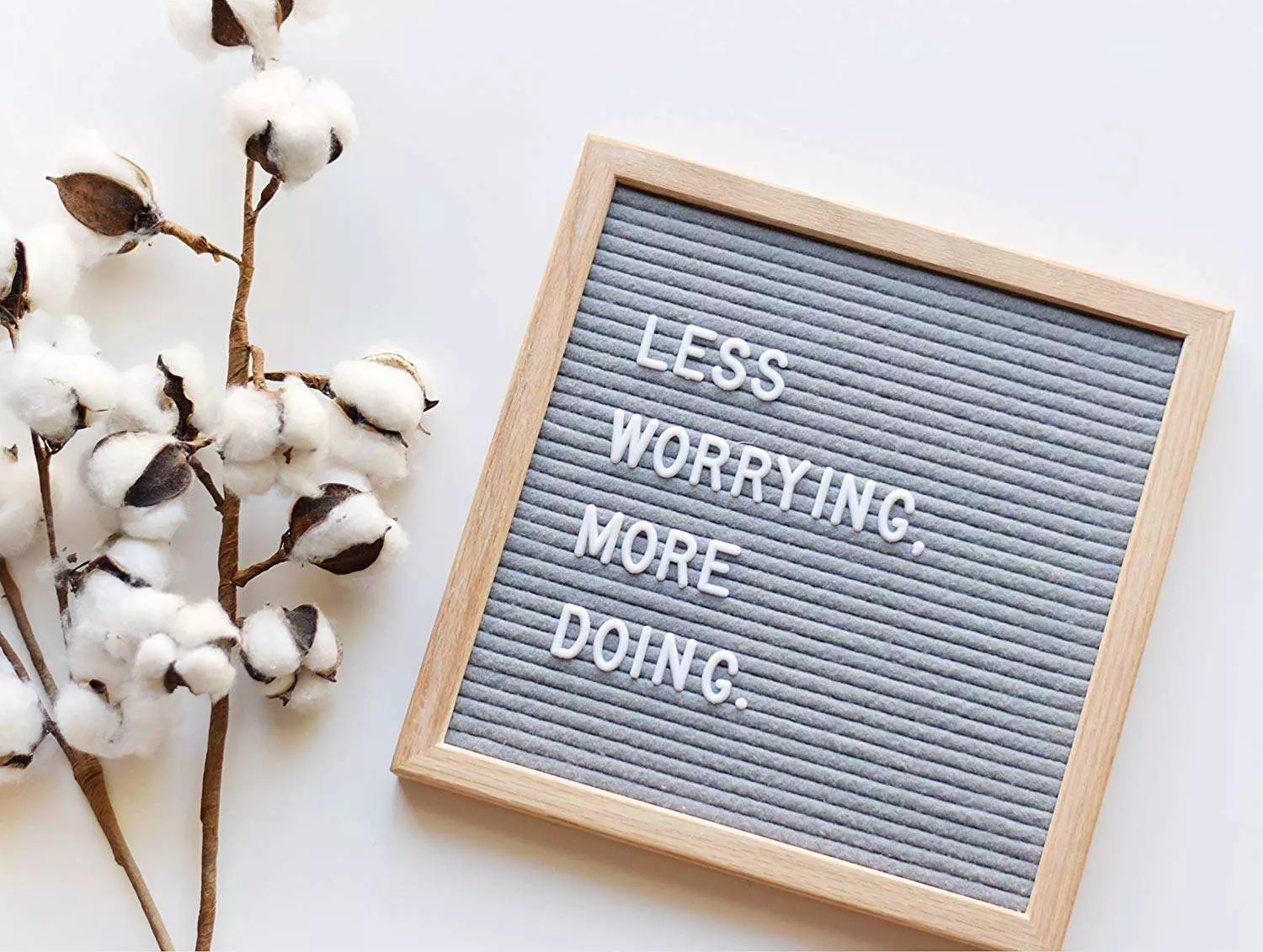 Customized Solid Wood Felt Letter Board Black Backing Plate Felt Letter Frame